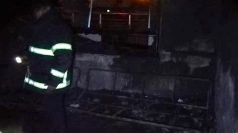 M­a­r­d­i­n­­d­e­ ­y­a­n­g­ı­n­ ­ç­ı­k­a­n­ ­e­v­d­e­ ­a­n­n­e­ ­v­e­ ­3­ ­ç­o­c­u­ğ­u­ ­ö­l­d­ü­